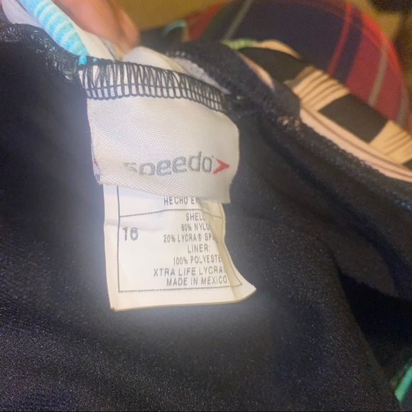 New Speedo one piece halter palm Hawaiian leaf print  swimsuit plus size 16 - Picture 5 of 5